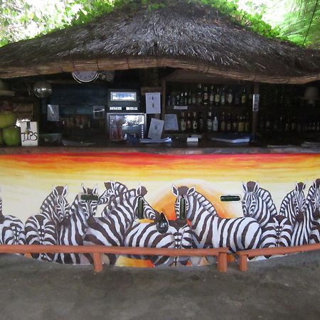 Baobab Beach Lodge And Backpackers Vilanculos Bagian luar foto