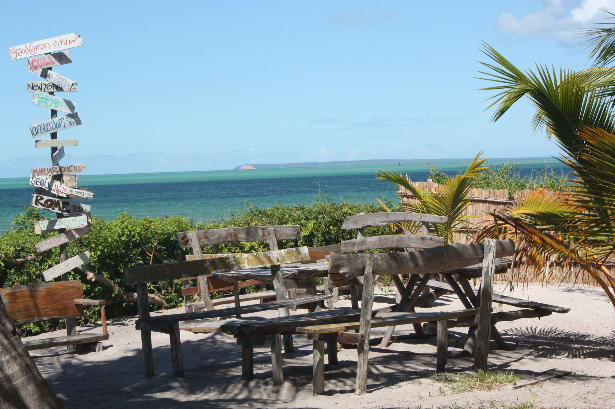 Baobab Beach Lodge And Backpackers Vilanculos Bagian luar foto